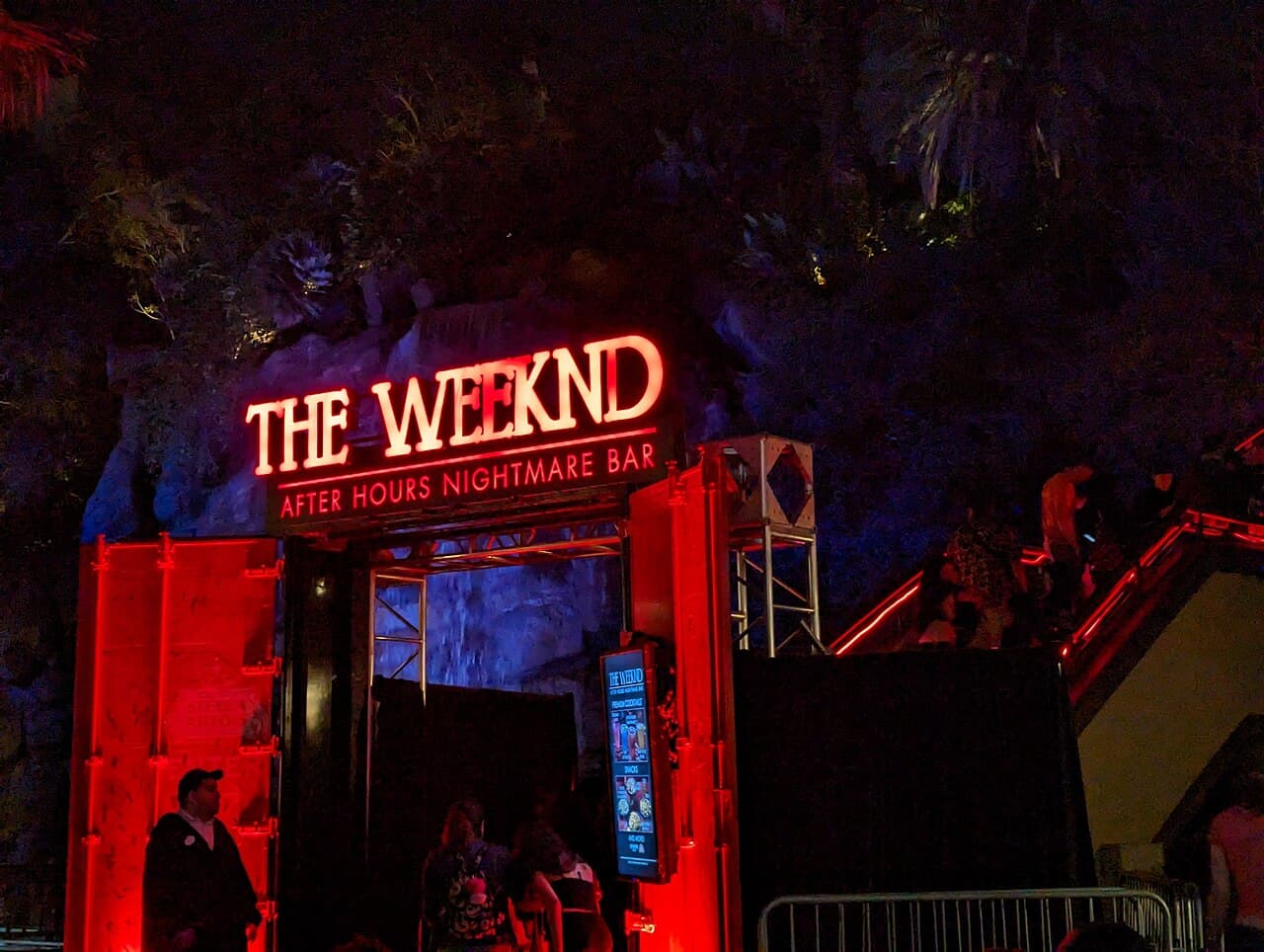 Halloween Horror Nights - The Weeknd: After Hours Nightmare Bar