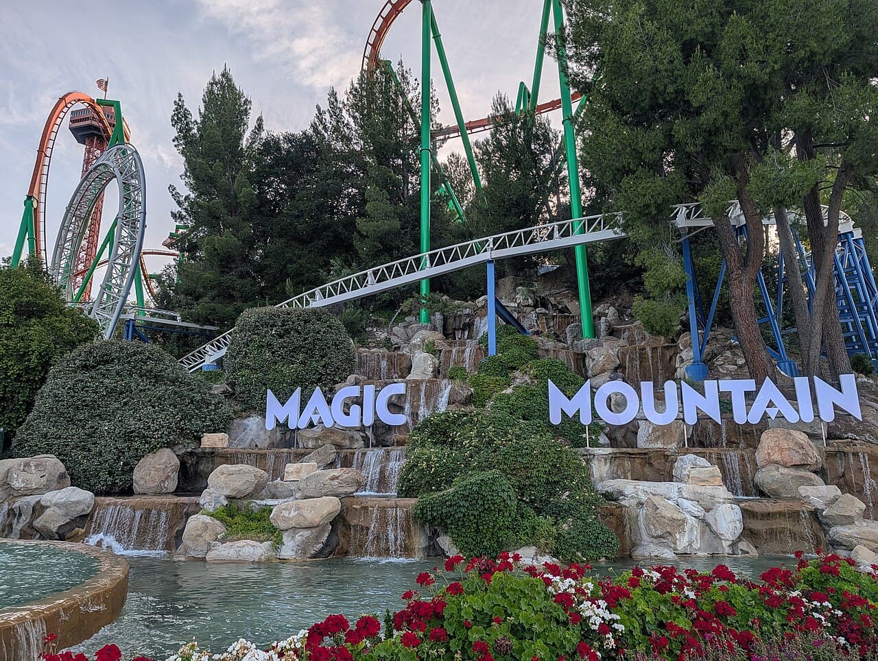 Six Flags Magic Mountain — The entrance plaza to Six Flags Magic Mountain in Valencia, California.